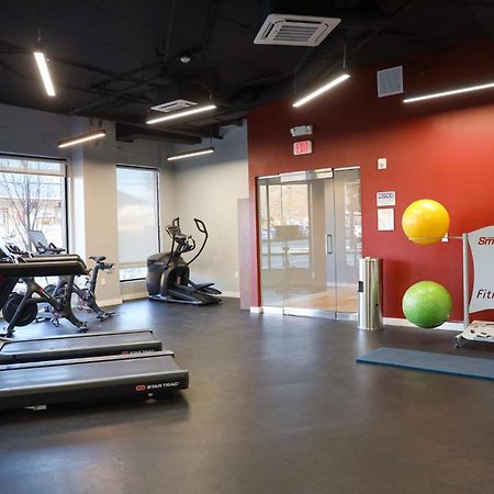 Luxury Apartment With Gym, Steps From Commuter Rail #4011 Reading 外观 照片