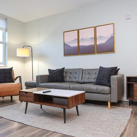 Luxury Apartment With Gym, Steps From Commuter Rail #4011 Reading 外观 照片